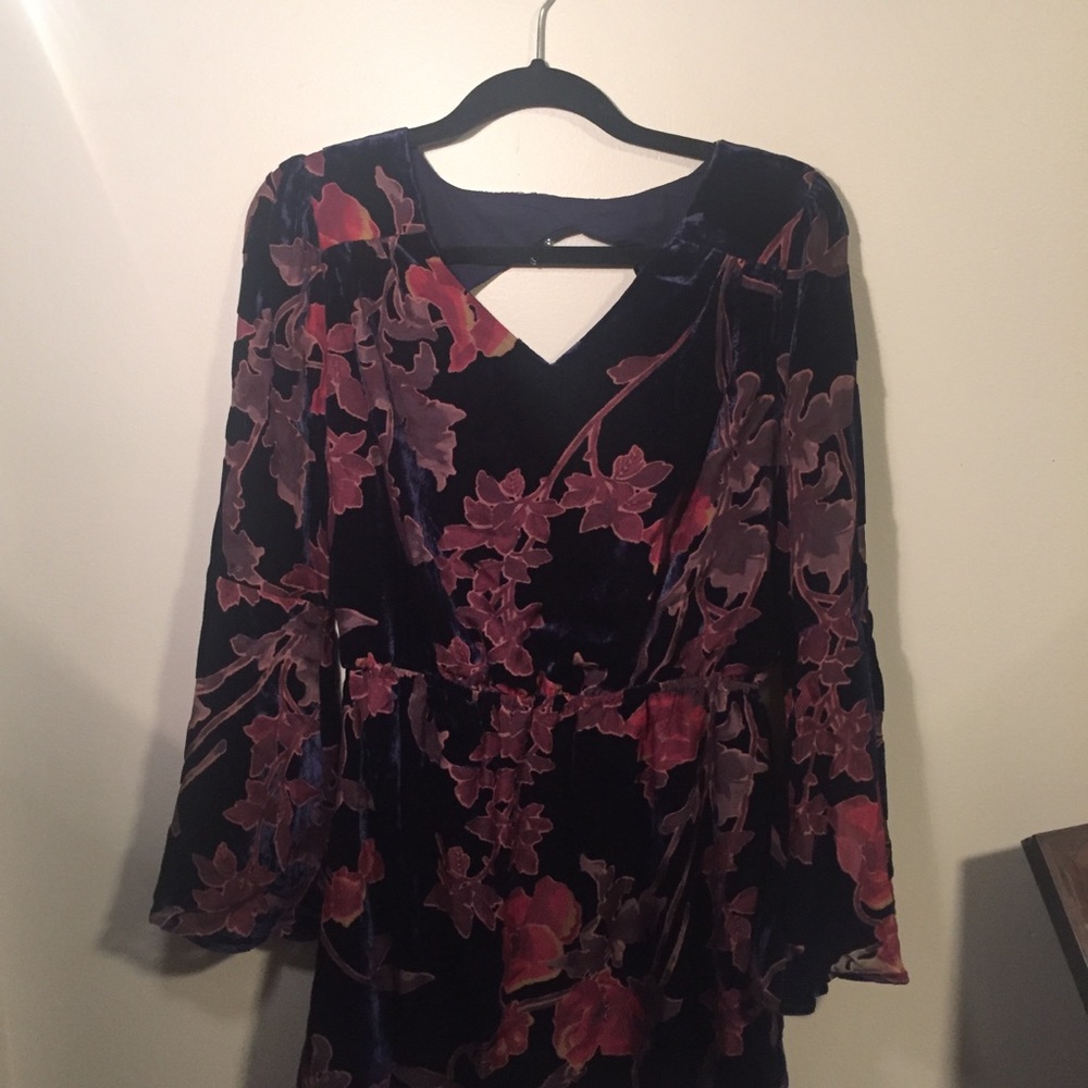 Skies are Blue Navy Pink Dress - Size Medium 8/10